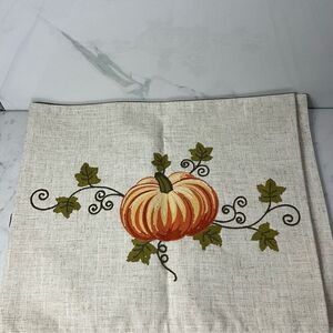 INSPIRED TREASURES Pumpkin Embroidered Table Runner